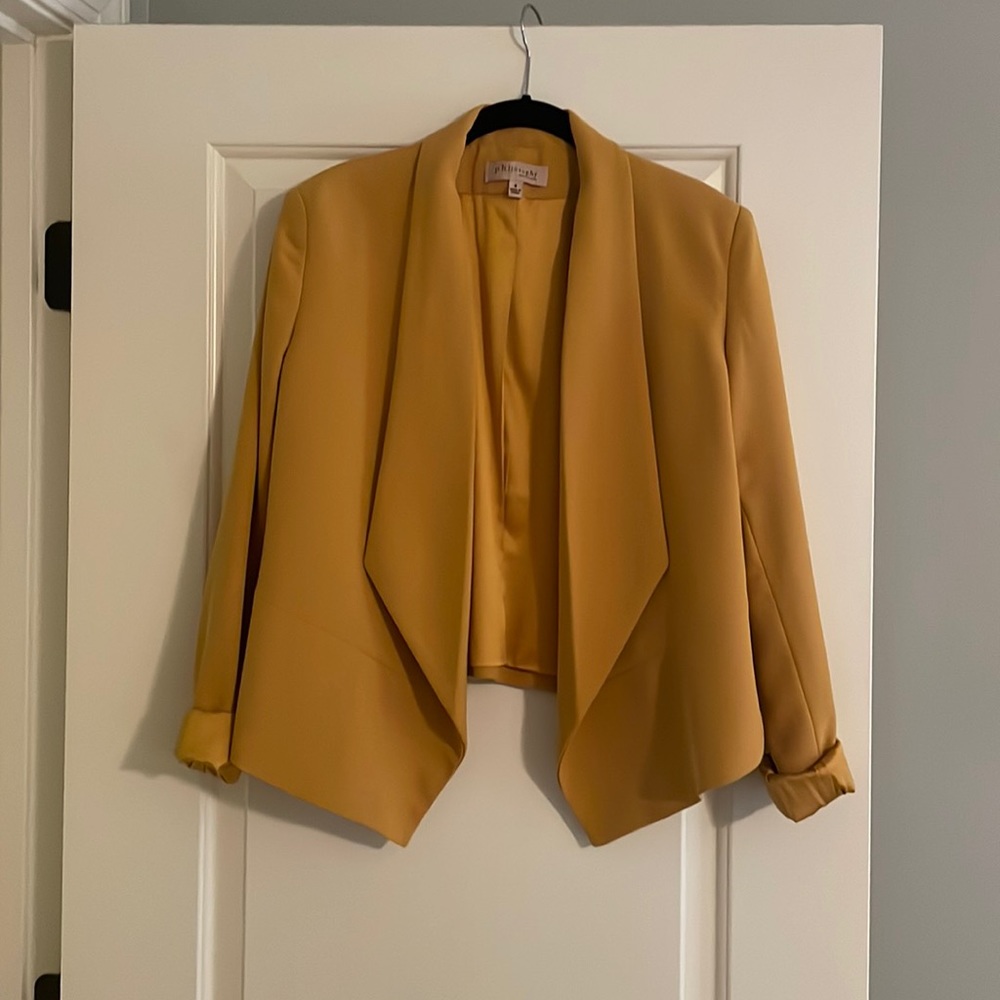 Philosophy size 8 mustard blazer